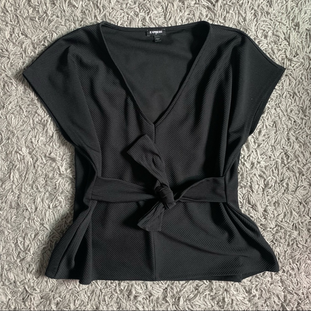 Women's Express Short Sleeve black front knot Top